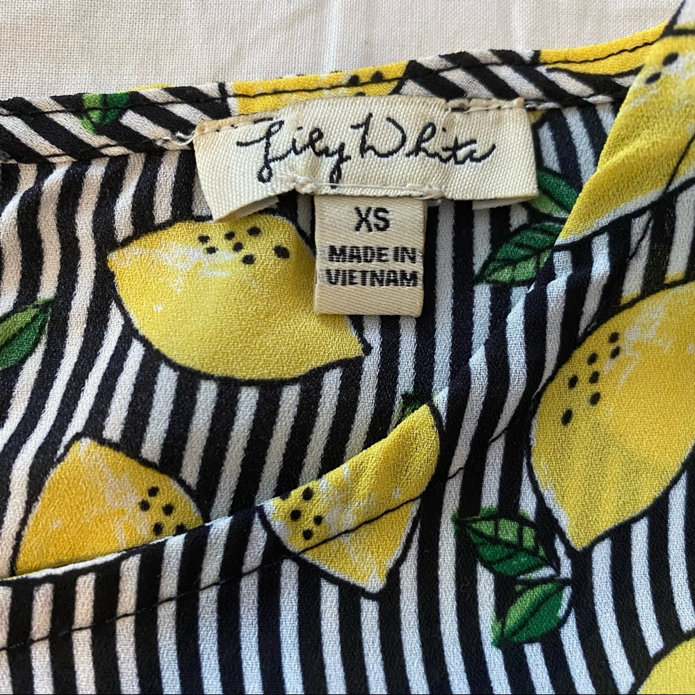 Lemon patterned top - Picture 6 of 7
